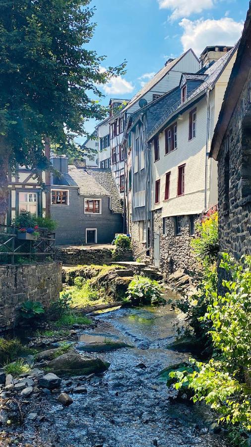 Monschau-Auszeit: Historisch Wohnen Direkt Am Bach Villa Exterior photo