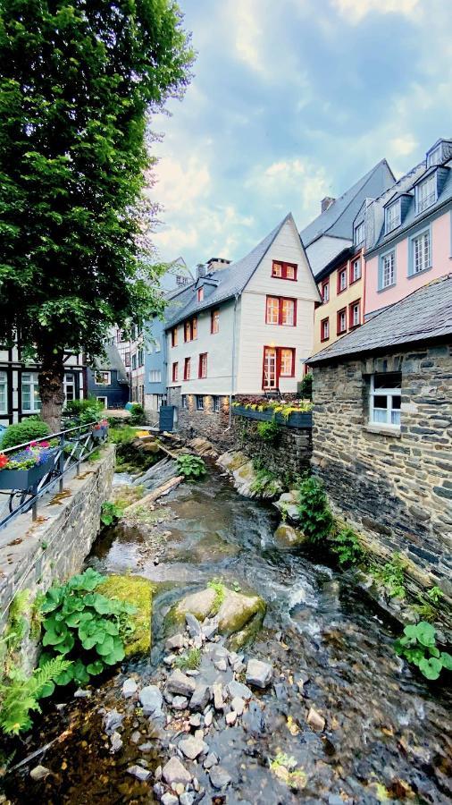 Monschau-Auszeit: Historisch Wohnen Direkt Am Bach Villa Exterior photo